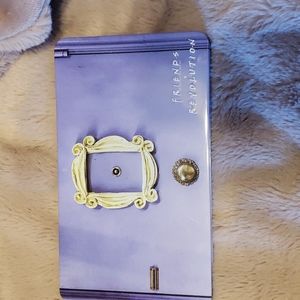 COPY - Revolution Friends Forever Flawless palette